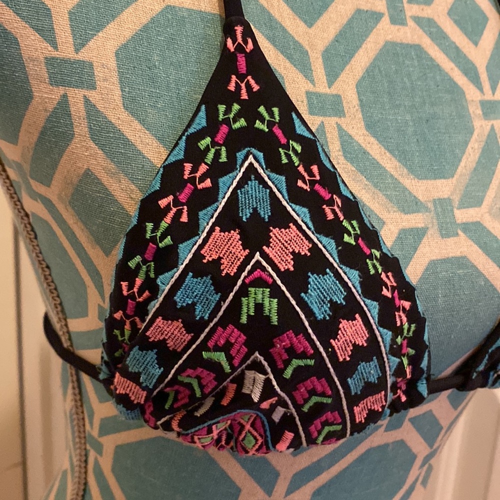 Beautifully Embroidered! Xhilaration brand Bikini Top. - Picture 3 of 6